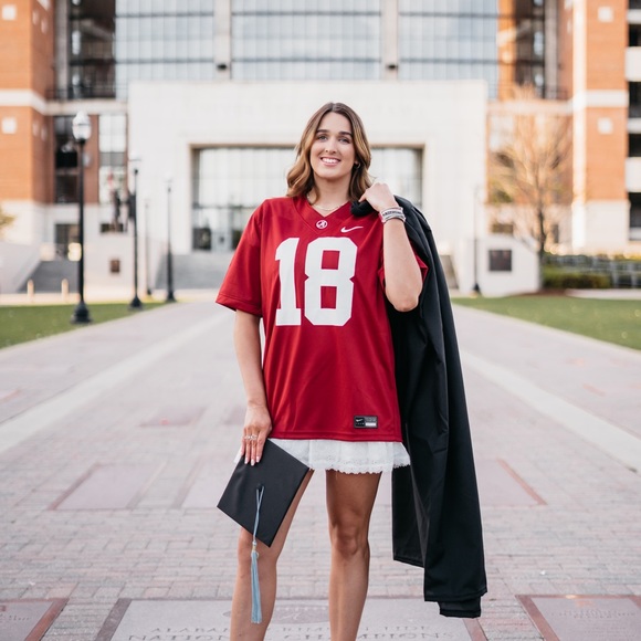 Meet your Posher, Kelly - Picture 3 of 5